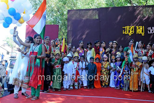 ’Makkala Habba’ at Pillikula makes children hop in happiness on first day 1